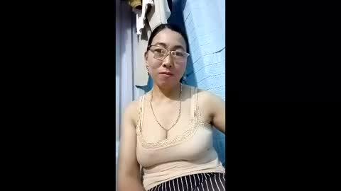 Snapshot of mickye00 chatting on 04-20-26, 08:54 Miky online show from 04-20-26, 08:54
