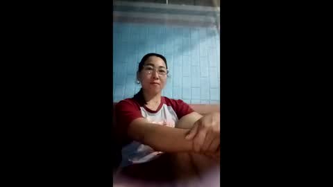 Snapshot of mickye00 chatting on 05-18-26, 05:41 Miky online show from 05-18-26, 05:41