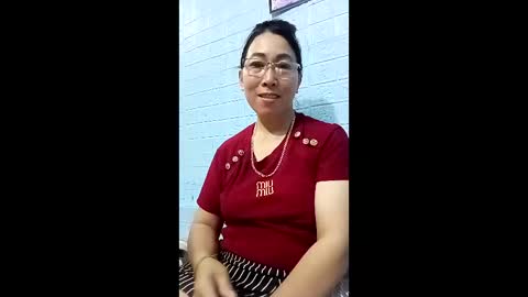 Snapshot of mickye00 chatting on 05-25-26, 09:37 Miky online show from 05-25-26, 09:37