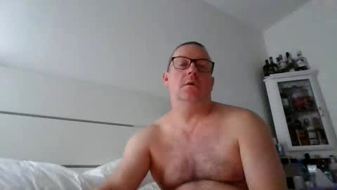 Snapshot of middleton2021 chatting on 11-11-25, 02:22 middleton2021 online show from 11-11-25, 02:22