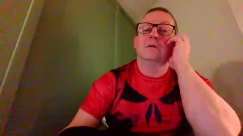 Snapshot of middleton2021 chatting on 11-17-25, 05:52 middleton2021 online show from 11-17-25, 05:52