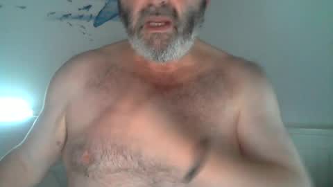 Snapshot of midhir chatting on 06-20-26, 01:36 kike online show from 06-20-26, 01:36