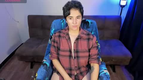 Blue online show from 02-14-25, 04:15