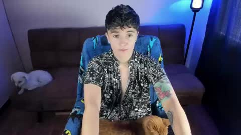 Blue online show from 09-30-25, 03:28