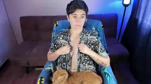 Blue online show from 10-28-25, 03:25