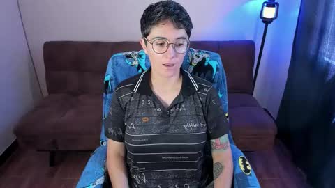 Blue online show from 01-09-26, 03:26