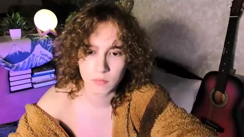 Snapshot of midnight_answer chatting on 02-10-25, 02:37 Max online show from 02-10-25, 02:37