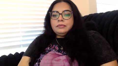 Snapshot of midnightbruja111 chatting on 10-20-25, 05:02 midnightbruja111 online show from 10-20-25, 05:02