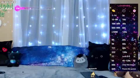 Snapshot of midnightpixie chatting on 09-10-25, 07:36 Jenna Talia online show from 09-10-25, 07:36