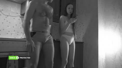 midnightsnowflakes online show from 01-06-26, 04:54