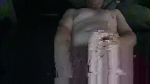 Snapshot of midnightstud chatting on 12-19-25, 08:27 midnightstud online show from 12-19-25, 08:27