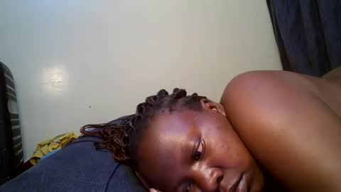Snapshot of midnightt_curves chatting on 06-11-26, 02:53 midnightt_curves online show from 06-11-26, 02:53