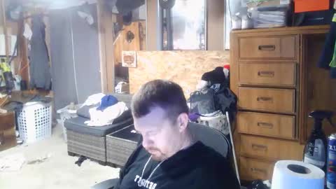 Snapshot of midtownhustler chatting on 06-09-26, 12:17 midtownhustler online show from 06-09-26, 12:17