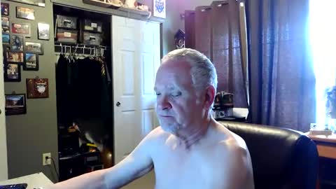 midwestdad09 online show from 03-05-26, 06:15