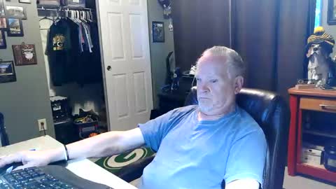 midwestdad09 online show from 05-11-26, 10:54