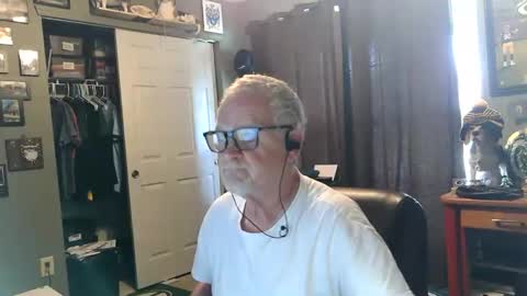 midwestdad09 online show from 05-31-26, 06:53