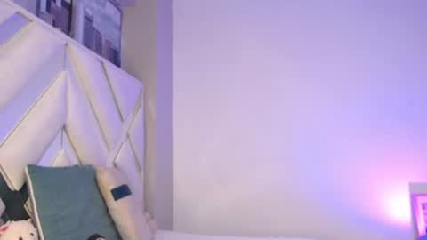 Snapshot of miel_alisha chatting on 07-20-26, 01:13 miel online show from 07-20-26, 01:13