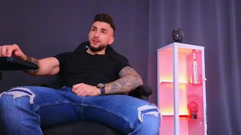 MightyAaron online show from 02-18-25, 05:42