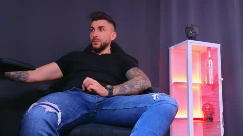 MightyAaron online show from 02-21-25, 01:22