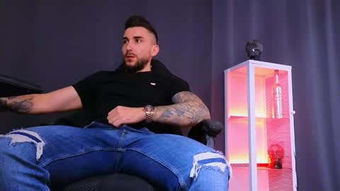 MightyAaron online show from 02-23-25, 01:21