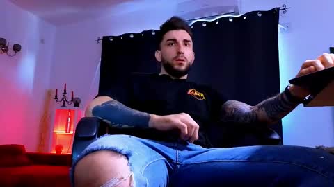 MightyAaron online show from 02-03-26, 06:22