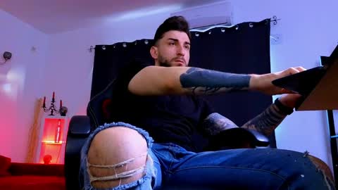 MightyAaron online show from 04-14-26, 04:40