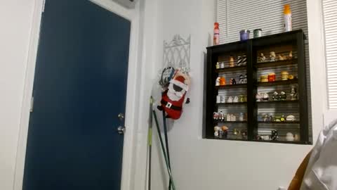 Mightymandingo online show from 12-20-25, 03:02