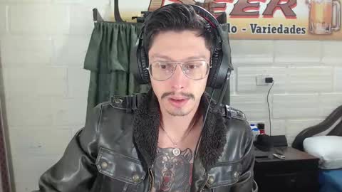 Miguel  Independent Model  online show from 04-17-26, 06:38