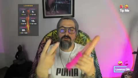 Snapshot of miguel_angeel_ chatting on 08-08-26, 01:30 Miguel Angel online show from 08-08-26, 01:30
