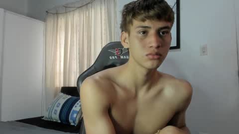 Miguel Hernandez online show from 02-26-25, 02:57