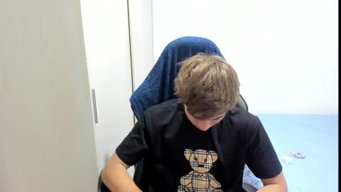 Miguel Hernandez online show from 11-06-25, 10:32