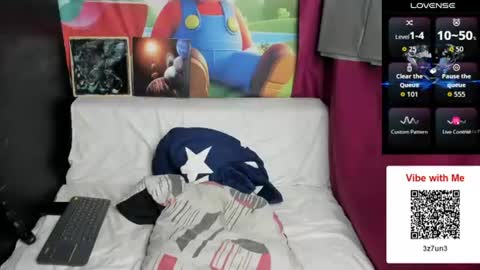 Snapshot of miguelwin3 chatting on 06-20-26, 04:04 miguel online show from 06-20-26, 04:04