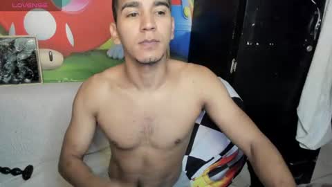 Snapshot of miguelwin3 chatting on 07-22-26, 11:24 miguel online show from 07-22-26, 11:24