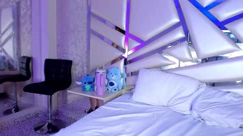 MIA 3 online show from 10-15-25, 04:01