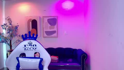 Miia  online show from 04-15-26, 11:06