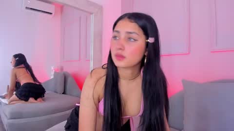 Snapshot of miia_blaze chatting on 10-16-25, 06:31 Mia online show from 10-16-25, 06:31