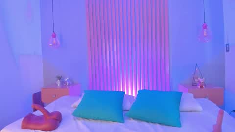 Mia online show from 01-19-26, 11:25