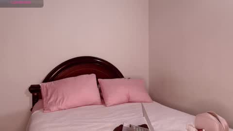 Snapshot of miia_monroy chatting on 03-03-26, 10:04 miia_monroy online show from 03-03-26, 10:04