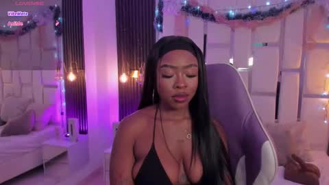 Miia Schwarz  online show from 12-04-25, 11:02