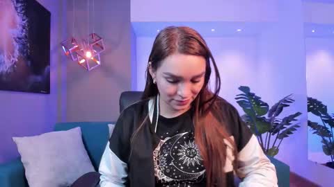 Miia 3 online show from 10-14-25, 11:55