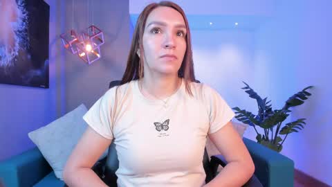 Miia 3 online show from 03-18-26, 11:35