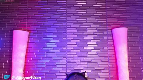 Snapshot of miia_zarate chatting on 12-17-24, 12:23 Ma - online show from 12-17-24, 12:23