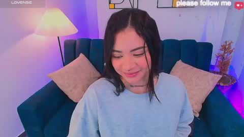 Snapshot of miiaa7_ chatting on 05-15-26, 08:43 Ma is my name I invite you to check out my wish list for my birthday online show from 05-15-26, 08:43