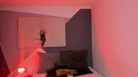 Snapshot of miiaawallace chatting on 11-13-25, 10:30 miiaawallace online show from 11-13-25, 10:30