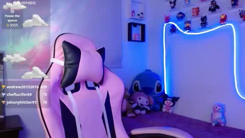 Snapshot of miila_a chatting on 10-01-25, 02:28 Mila online show from 10-01-25, 02:28