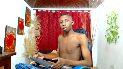 Snapshot of miilo18 chatting on 02-27-26, 09:48 milo online show from 02-27-26, 09:48