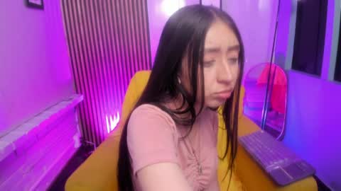 miilu  online show from 04-11-26, 07:45