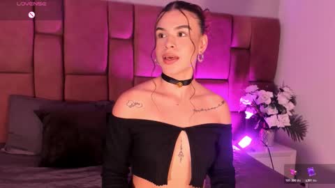 Snapshot of miissrousee chatting on 02-05-26, 01:16 Miss Rousee online show from 02-05-26, 01:16