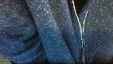 Snapshot of mik116 chatting on 12-20-24, 09:21 mik online show from 12-20-24, 09:21