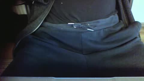 Snapshot of mik116 chatting on 09-11-25, 09:09 mik online show from 09-11-25, 09:09